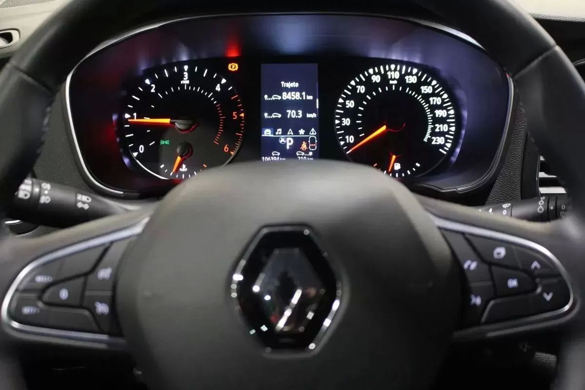 renault-megane-sport-tourer-2021-diesel-1461cc