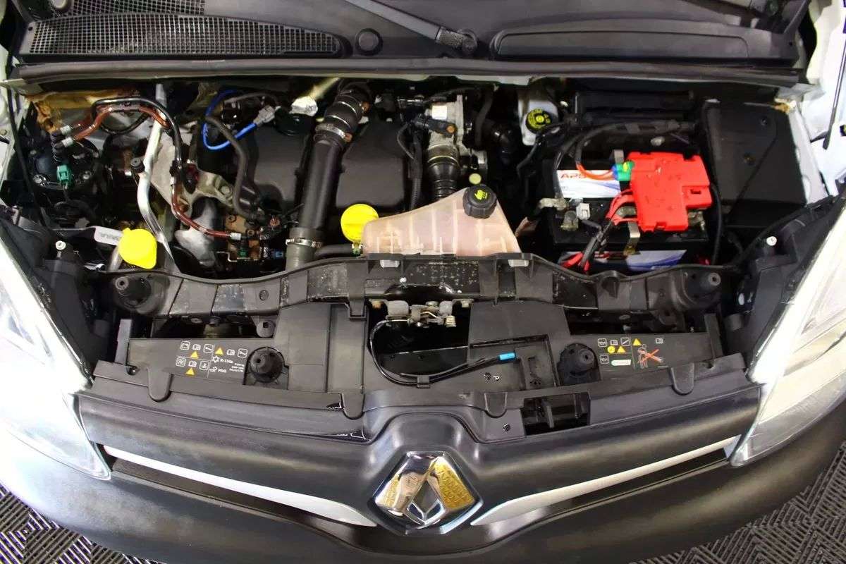 renault-kangoo-2019-diesel-1500cc