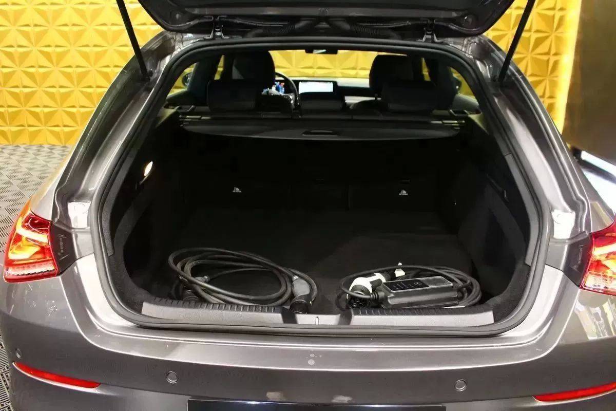 mercedes-benz-cla-2022-hibrido-1332cc