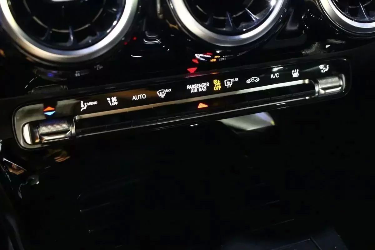 mercedes-benz-cla-2022-hibrido-1332cc