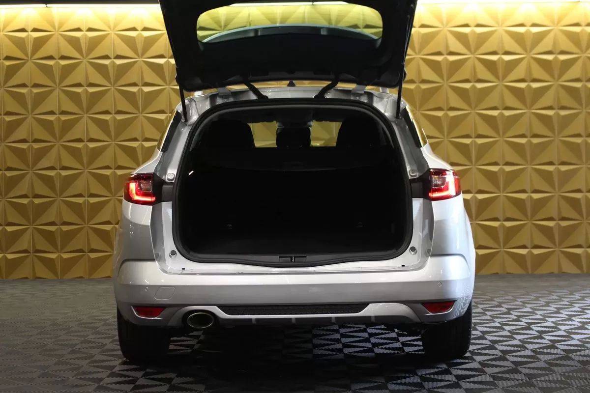 renault-megane-sport-tourer-2020-diesel-1461cc
