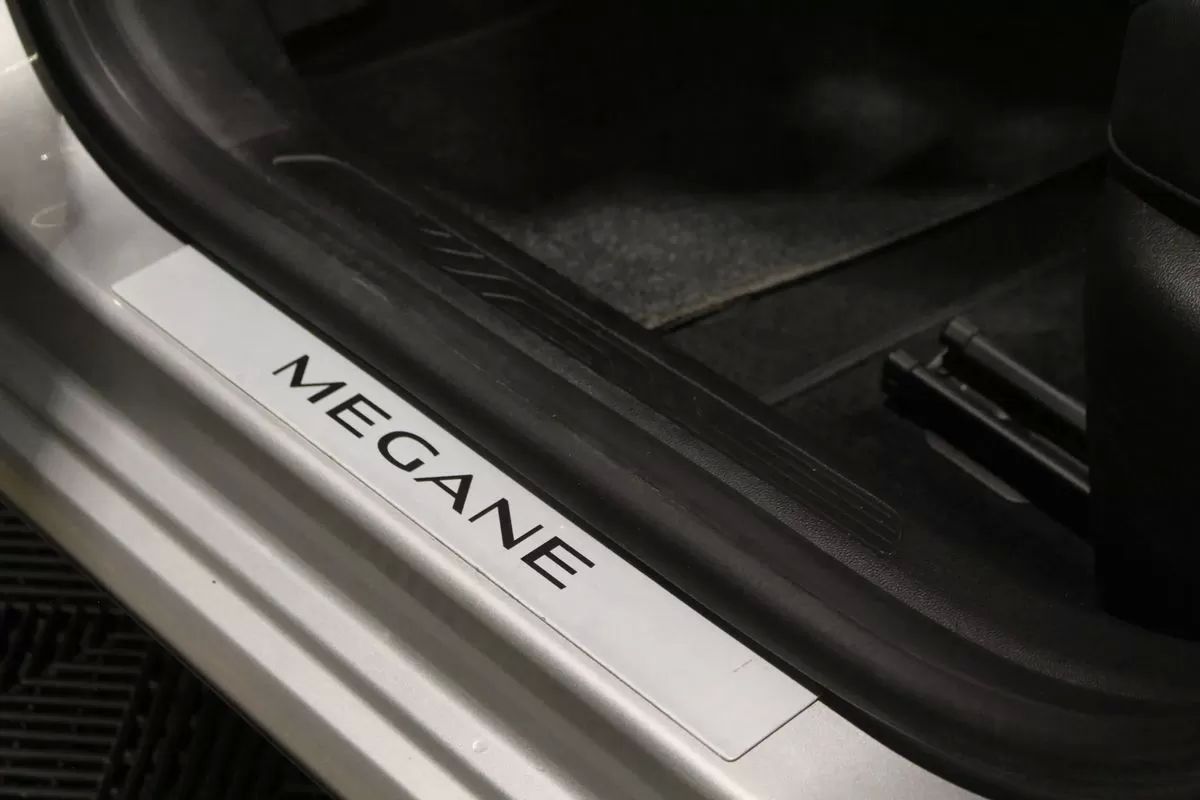 renault-megane-sport-tourer-2020-diesel-1461cc