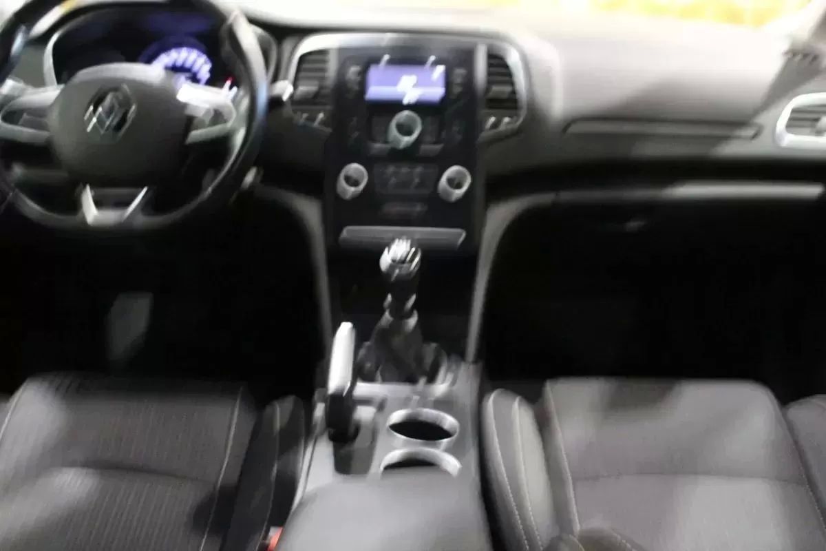 renault-megane-sport-tourer-2017-diesel-1461cc