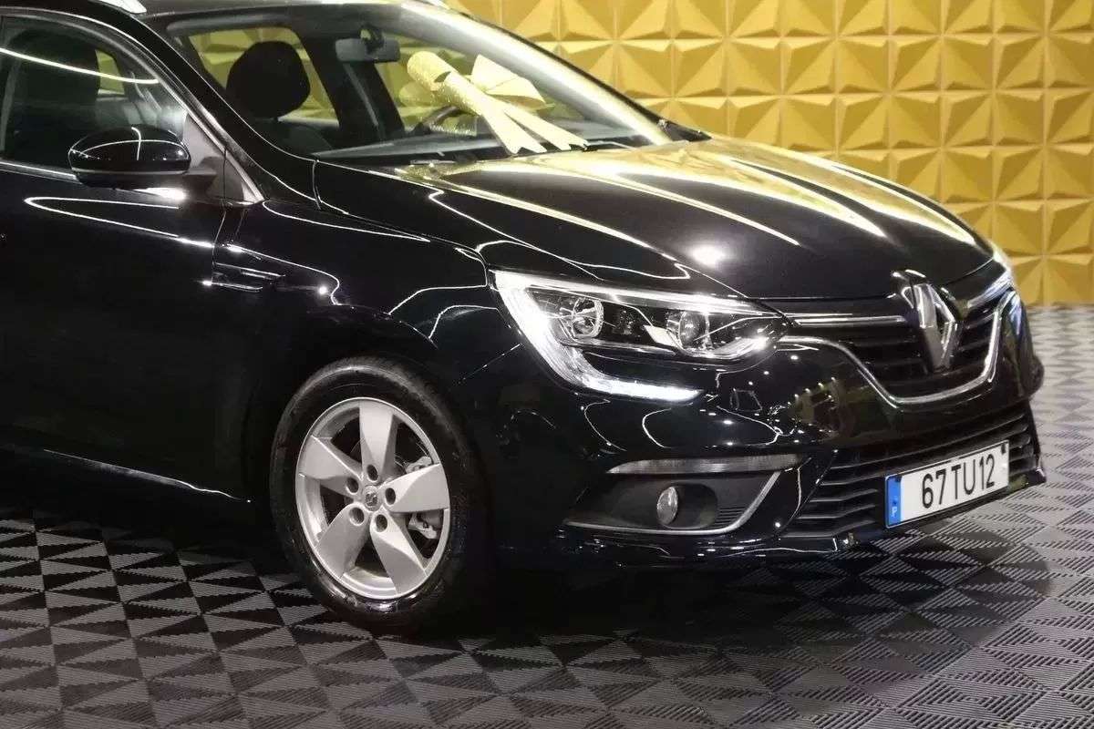 renault-megane-sport-tourer-2017-diesel-1461cc