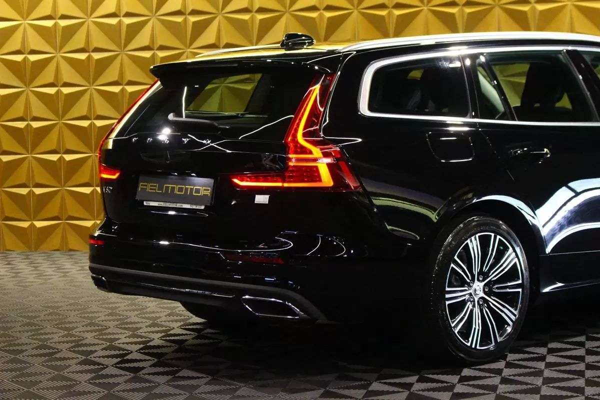 volvo-v60-2020-hibrido-1969cc