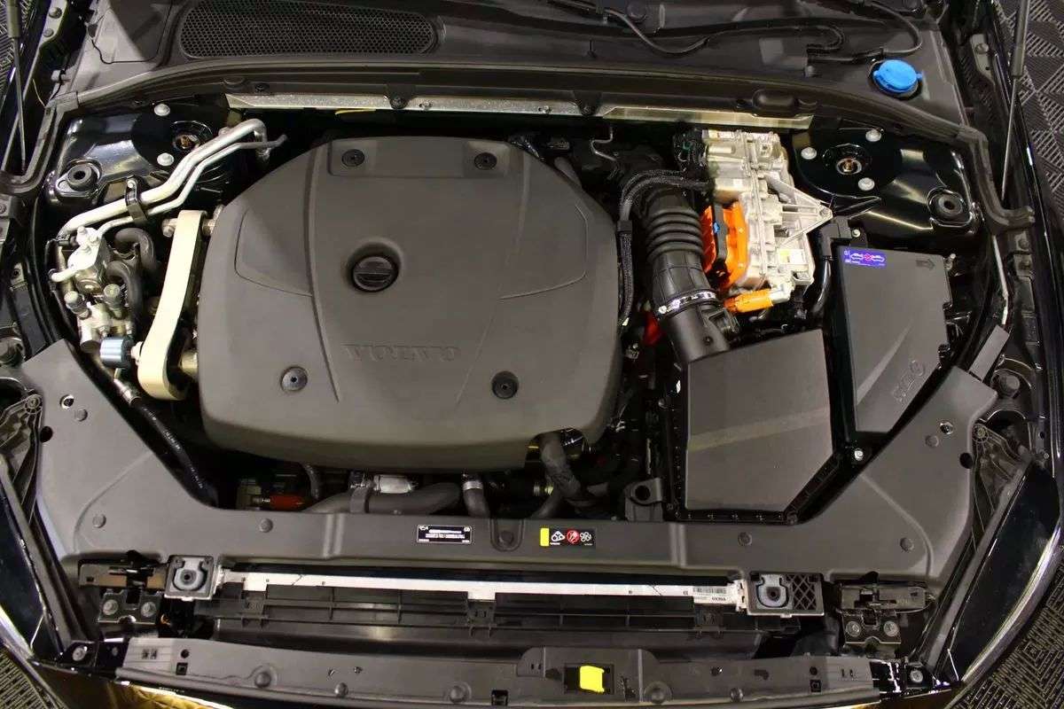 volvo-v60-2020-hibrido-1969cc