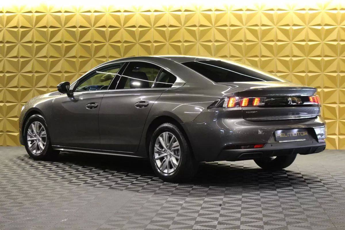 peugeot-508-2022-diesel-1499cc
