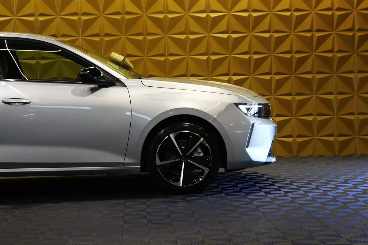 opel-astra-2022-diesel-1499cc