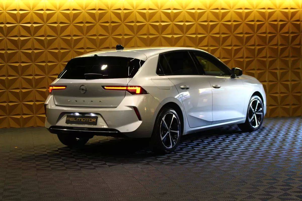 opel-astra-2022-diesel-1499cc
