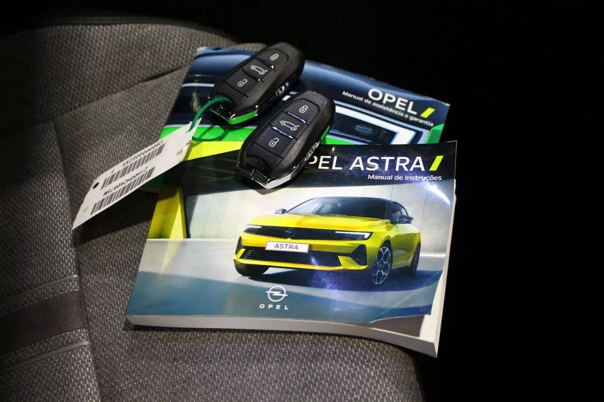 opel-astra-2022-diesel-1499cc