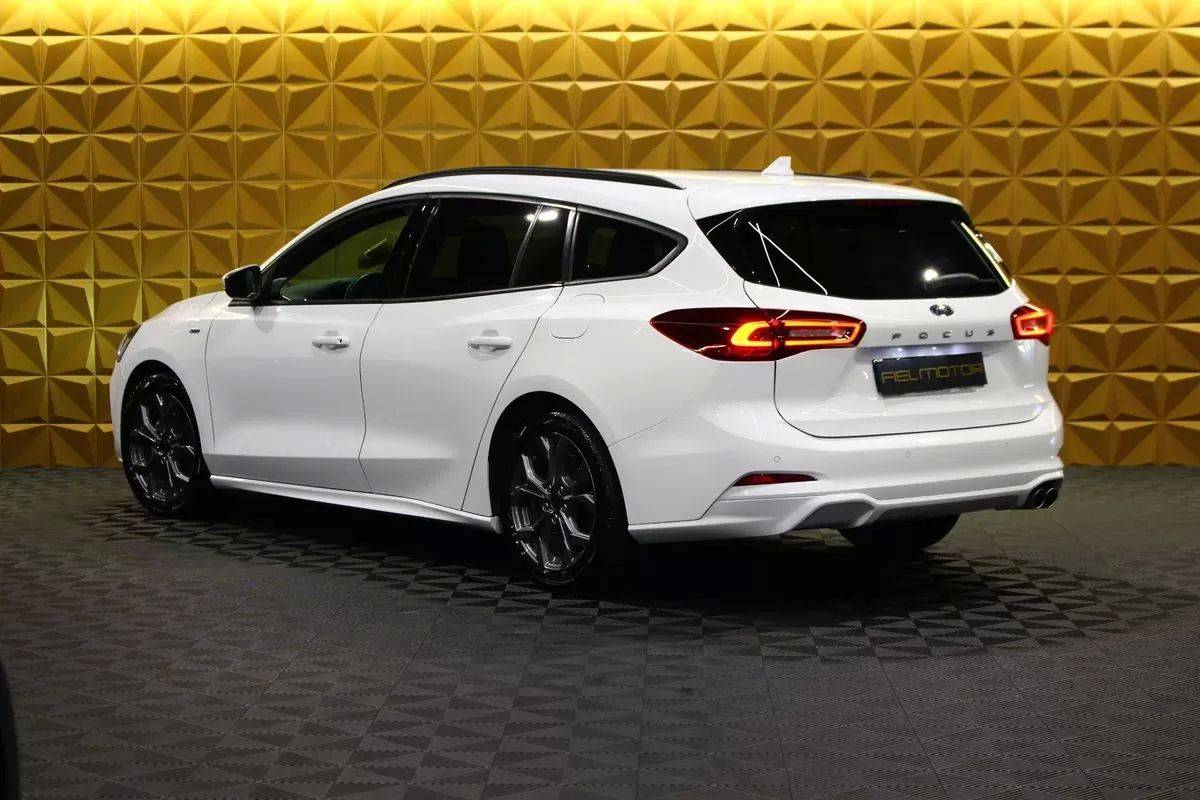 ford-focus-sw-2022-diesel-1499cc
