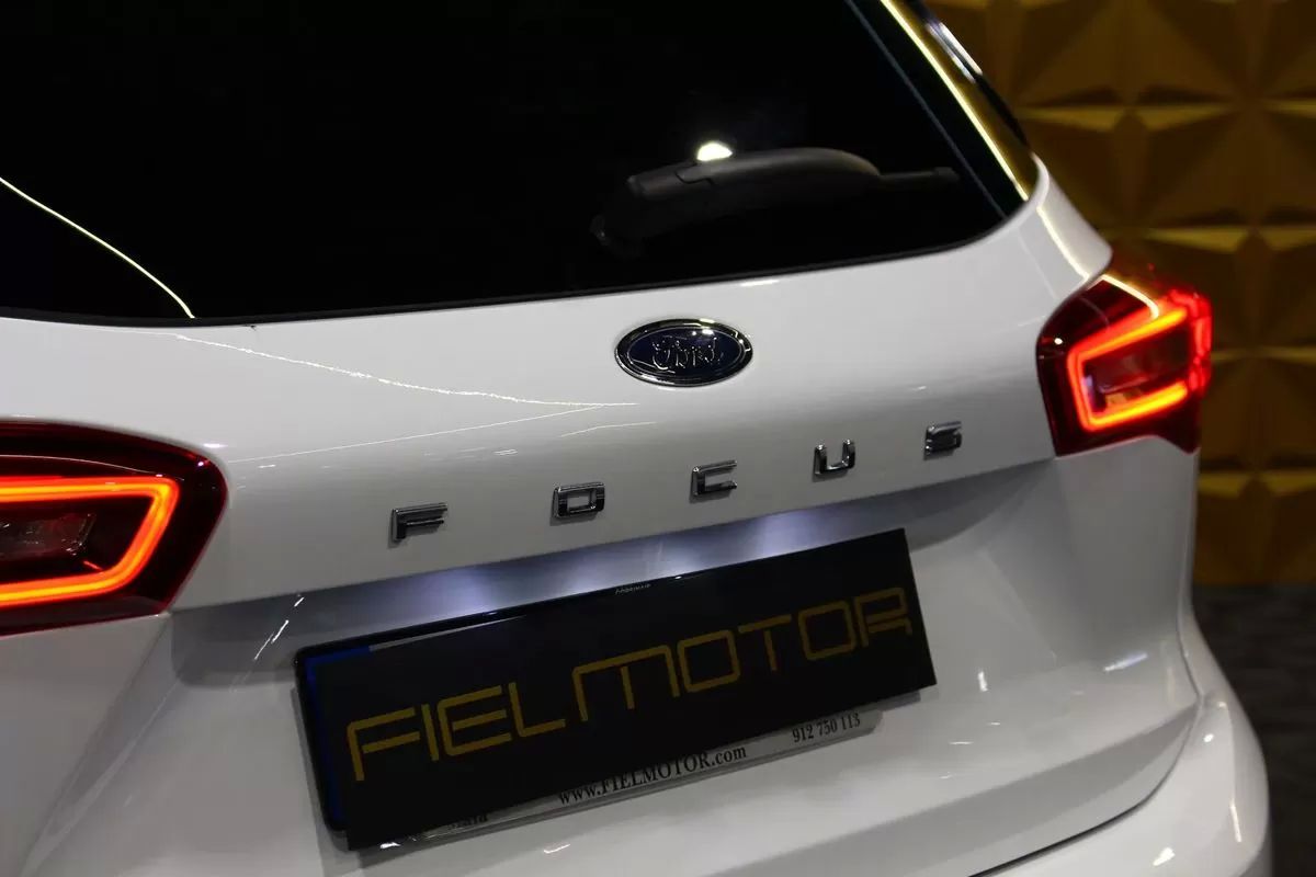 ford-focus-sw-2022-diesel-1499cc
