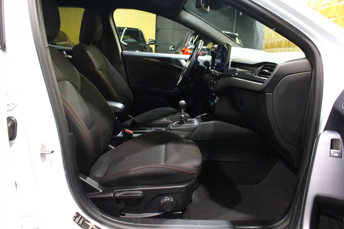 ford-focus-sw-2022-diesel-1499cc
