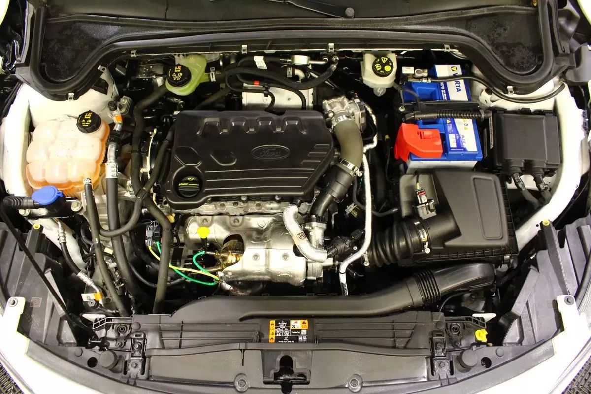 ford-focus-sw-2022-diesel-1499cc