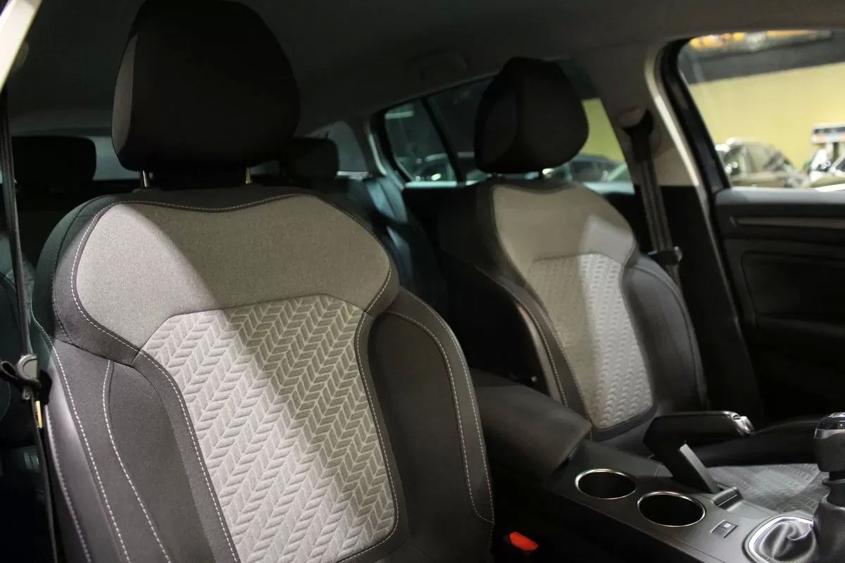 renault-megane-sport-tourer-2022-diesel-1461cc