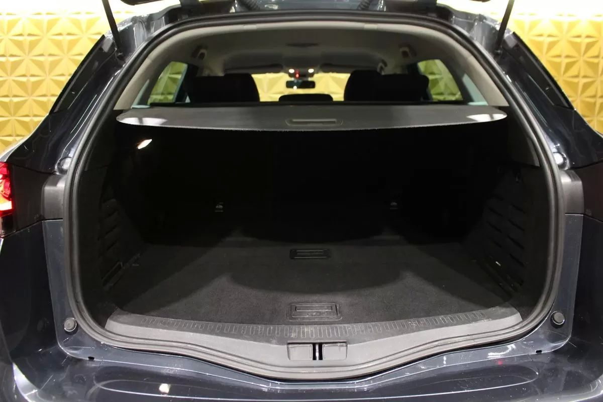 renault-megane-sport-tourer-2022-diesel-1461cc