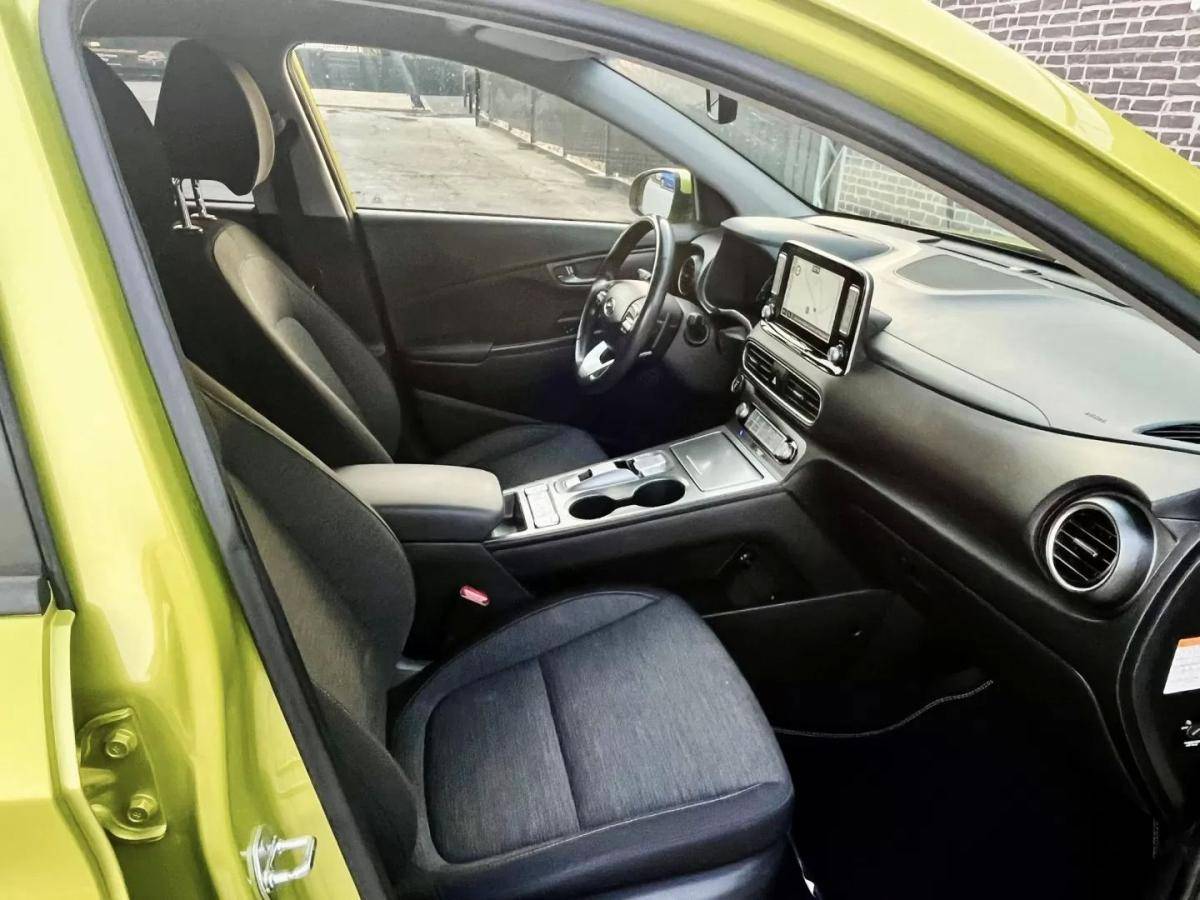 hyundai-kauai-2019-eletrico-200cc
