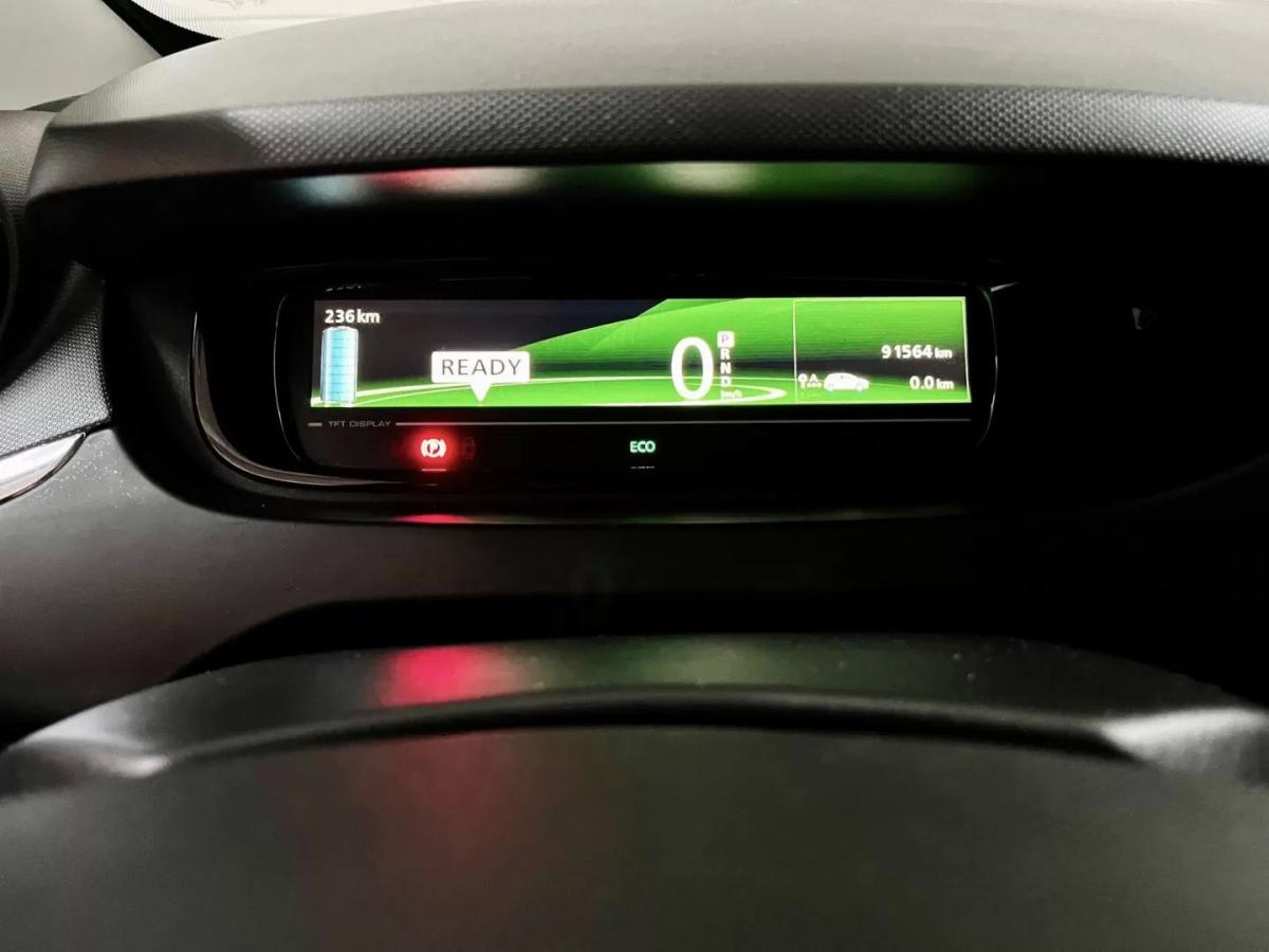 renault-zoe-2019-eletrico-200cc