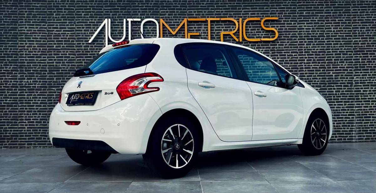 peugeot-208-2013-gasolina-1199cc