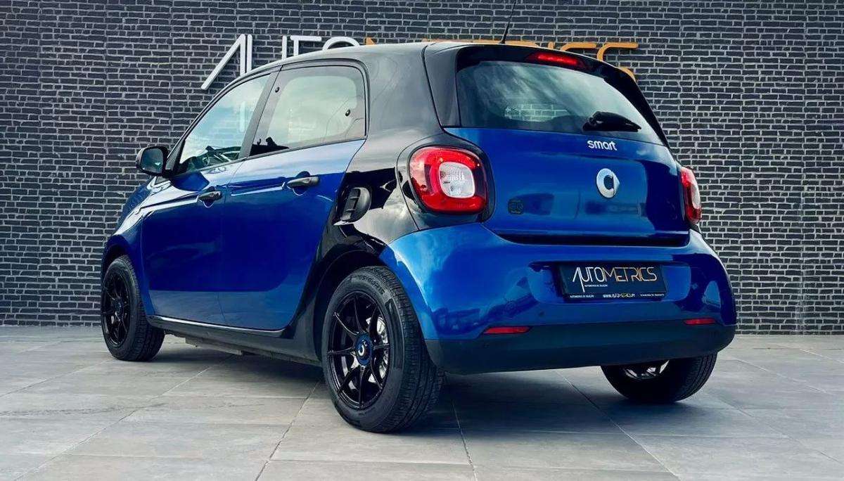 smart-forfour-2018-eletrico-200cc