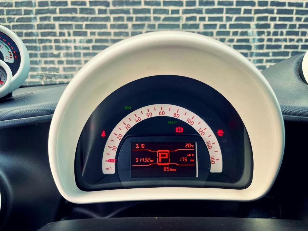 smart-forfour-2018-eletrico-200cc
