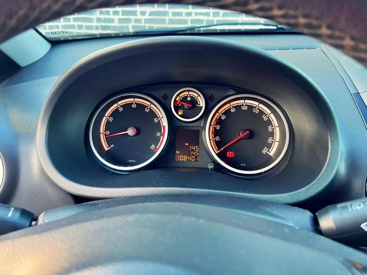 opel-corsa-2014-gasolina-1229cc