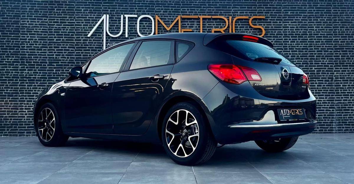 opel-astra-2012-diesel-1248cc