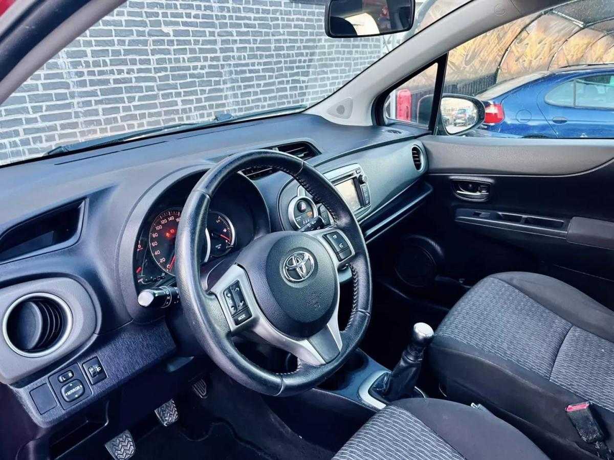 toyota-yaris-2014-gasolina-998cc