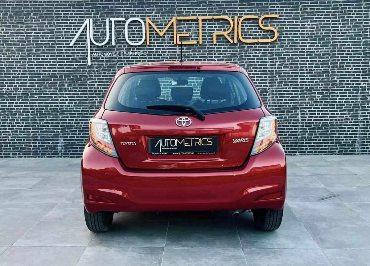 toyota-yaris-2014-gasolina-998cc