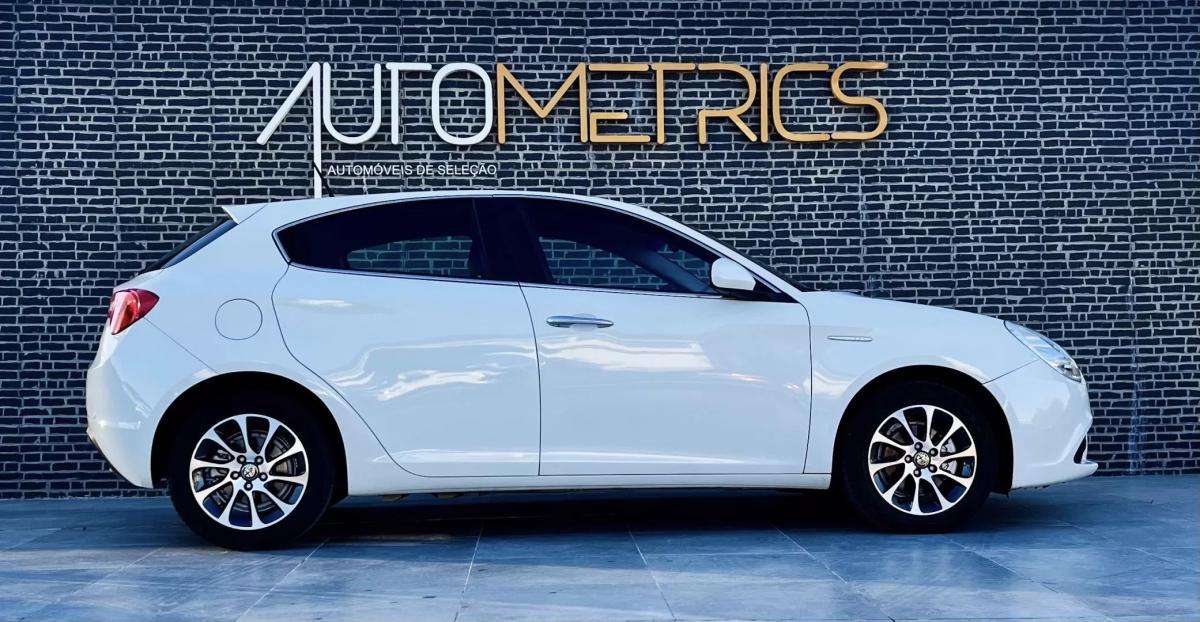 alfa-romeo-giulietta-2012-diesel-1598cc