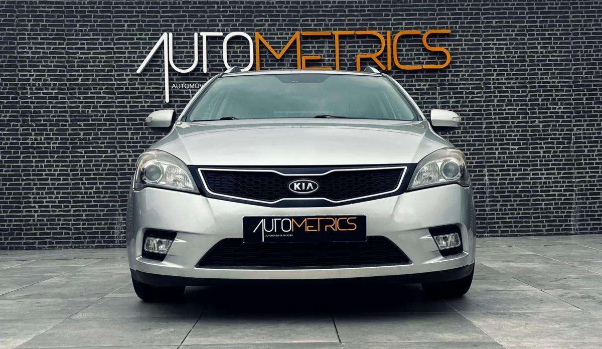 kia-ceed-sw-2010-diesel-1582cc