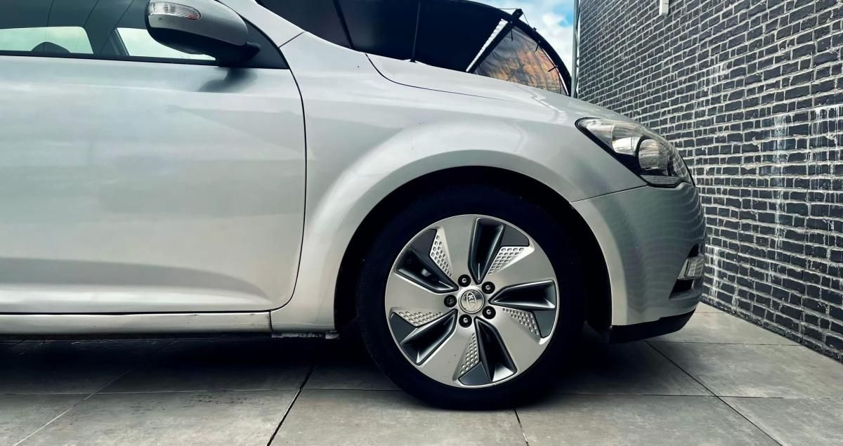 kia-ceed-sw-2010-diesel-1582cc
