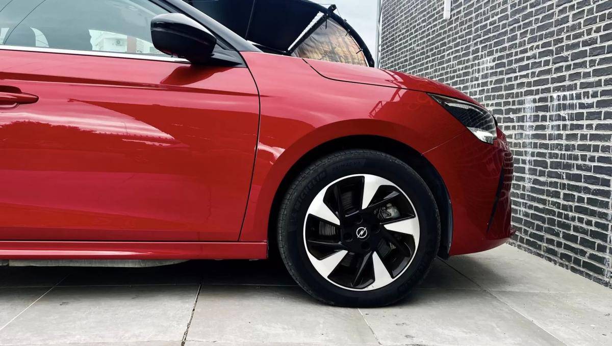 opel-corsa-e-2021-eletrico-200cc
