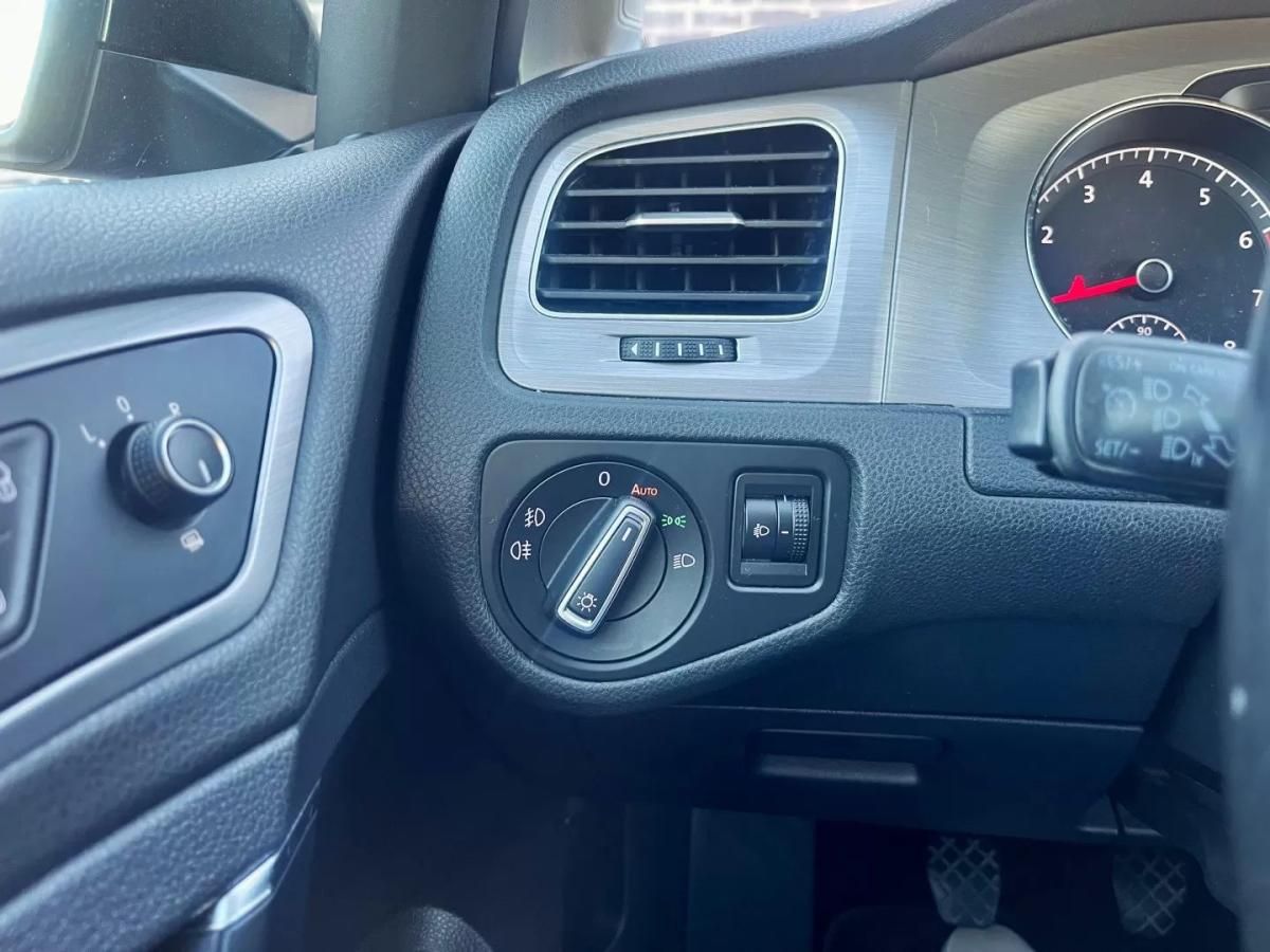 volkswagen-golf-2014-gasolina-1197cc