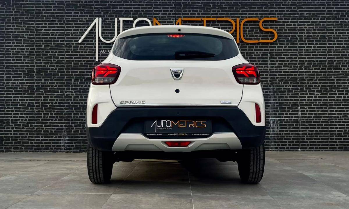 dacia-spring-2022-eletrico-200cc