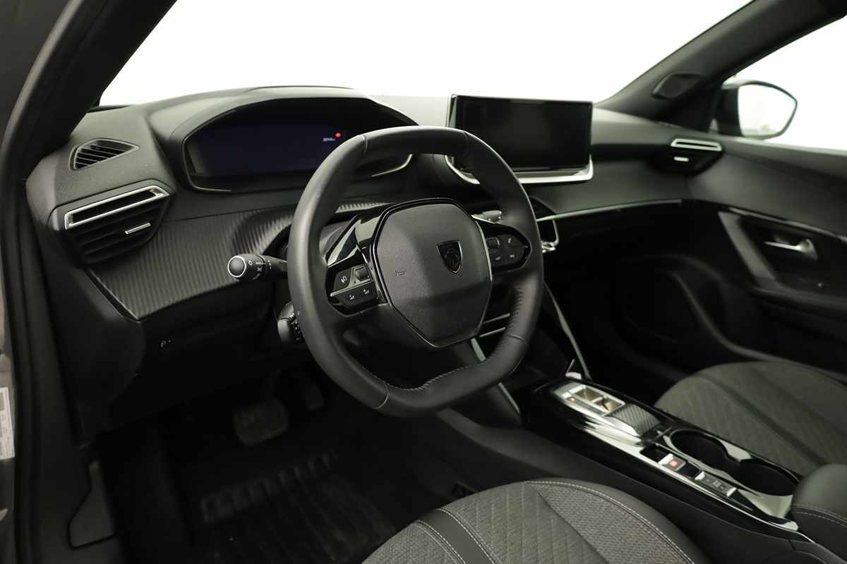peugeot-e-2008-2024-eletrico-0cc