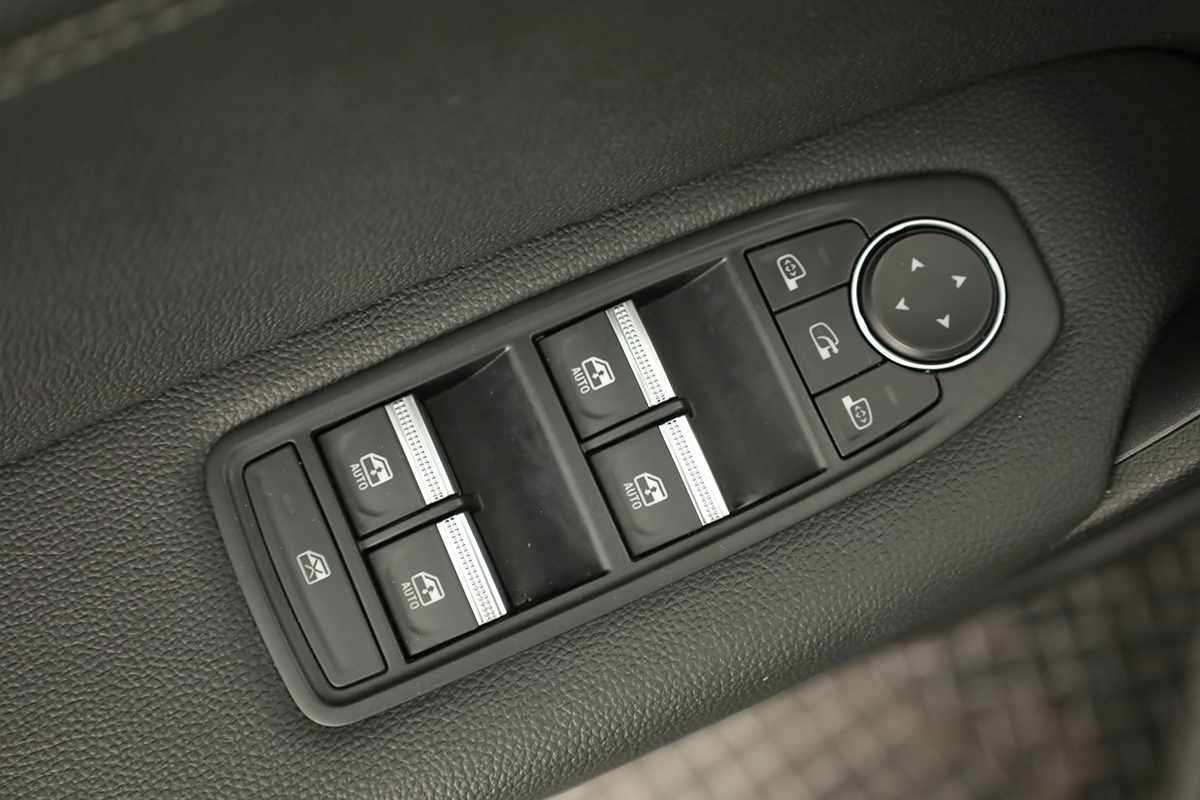 renault-captur-2023-gasolina-999cc