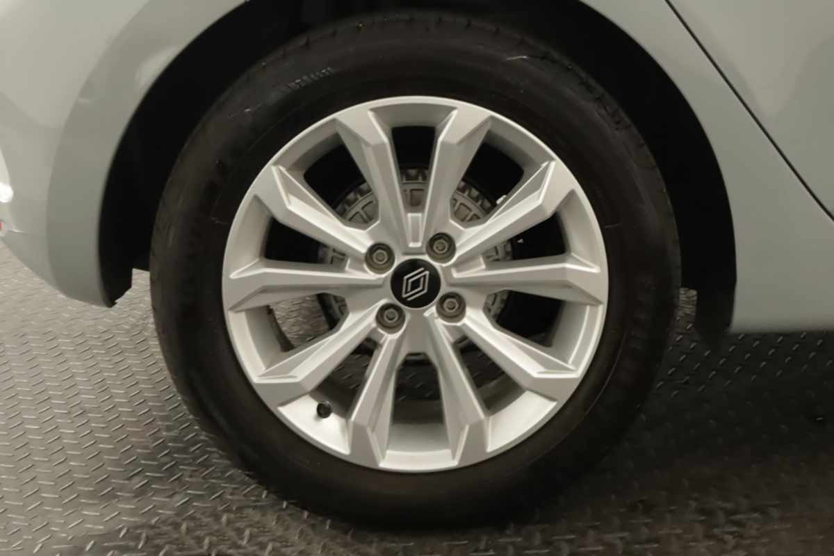 renault-clio-2024-gpl-999cc