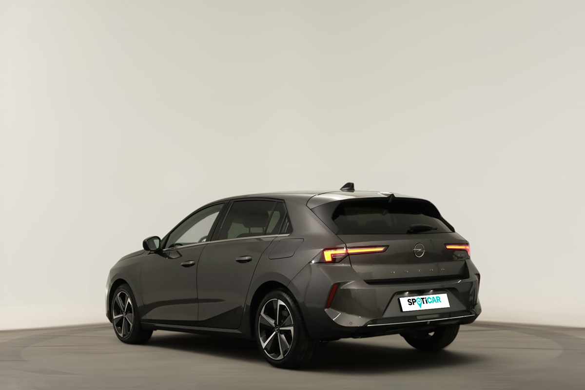 opel-astra-2023-hibrido-a-gasolina-1598cc