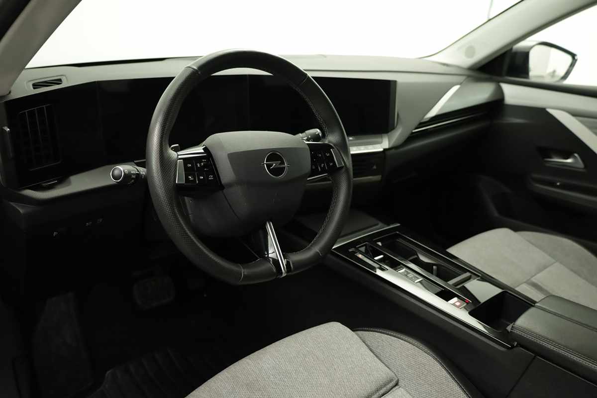 opel-astra-2023-hibrido-a-gasolina-1598cc