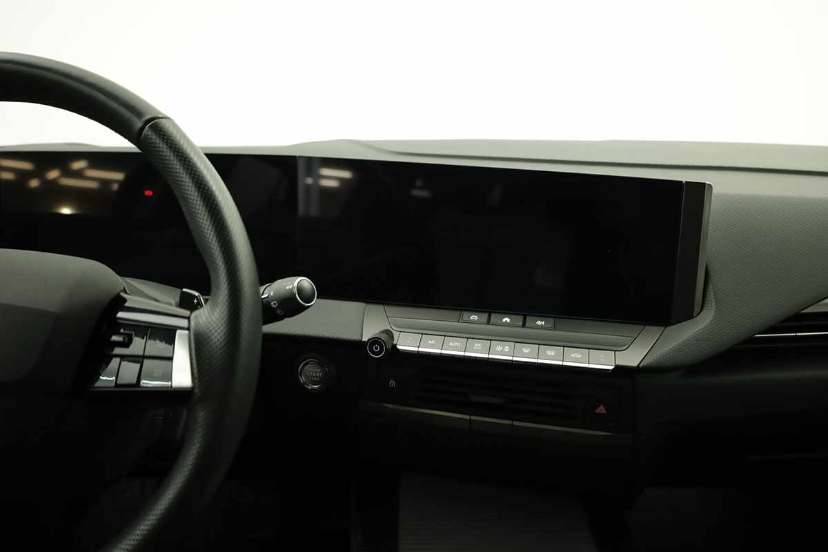 opel-astra-2023-hibrido-a-gasolina-1598cc