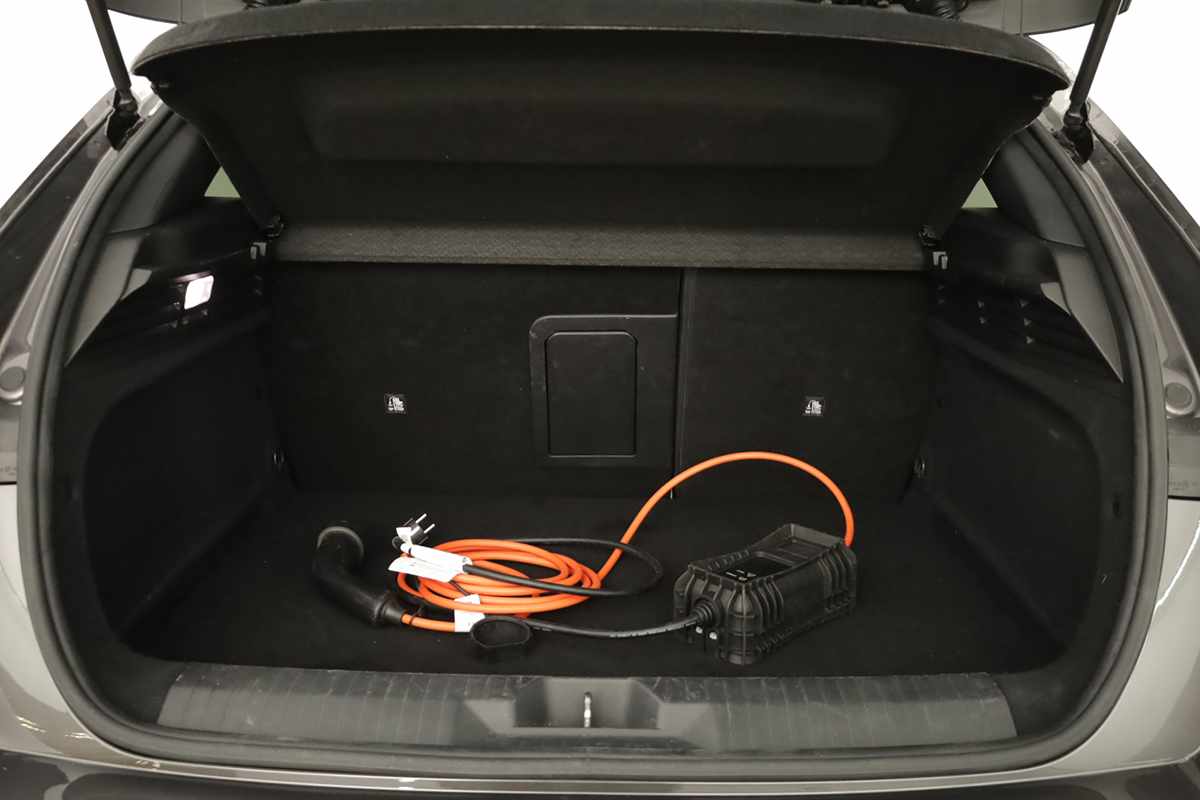 opel-astra-2023-hibrido-a-gasolina-1598cc