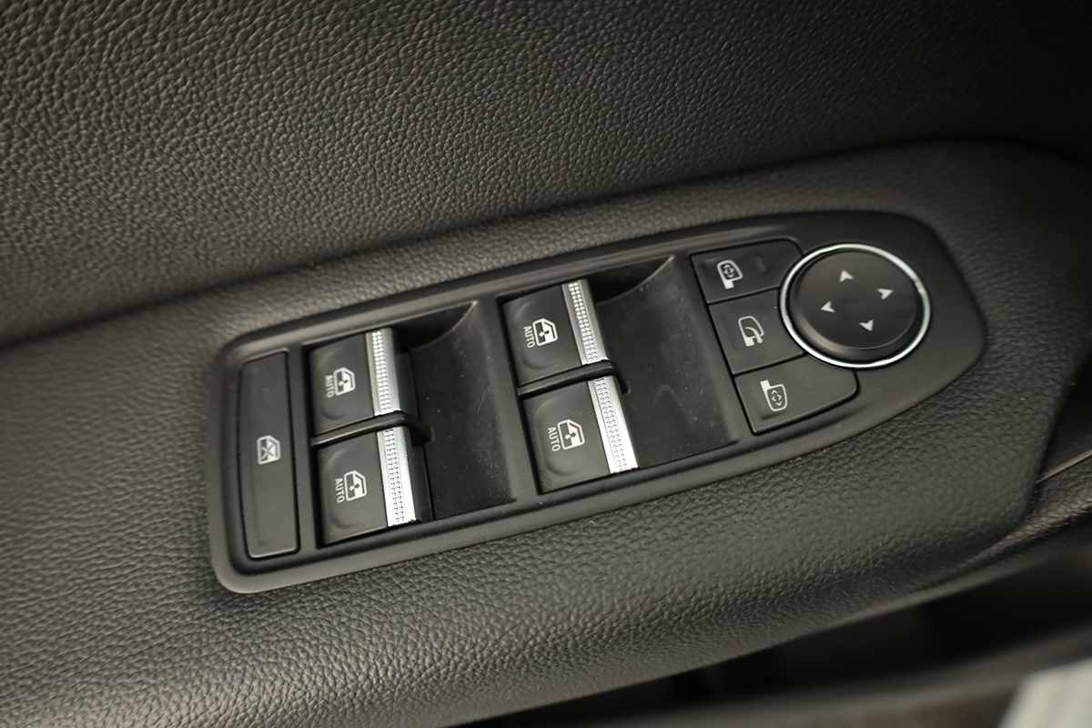 renault-captur-2023-gpl-999cc