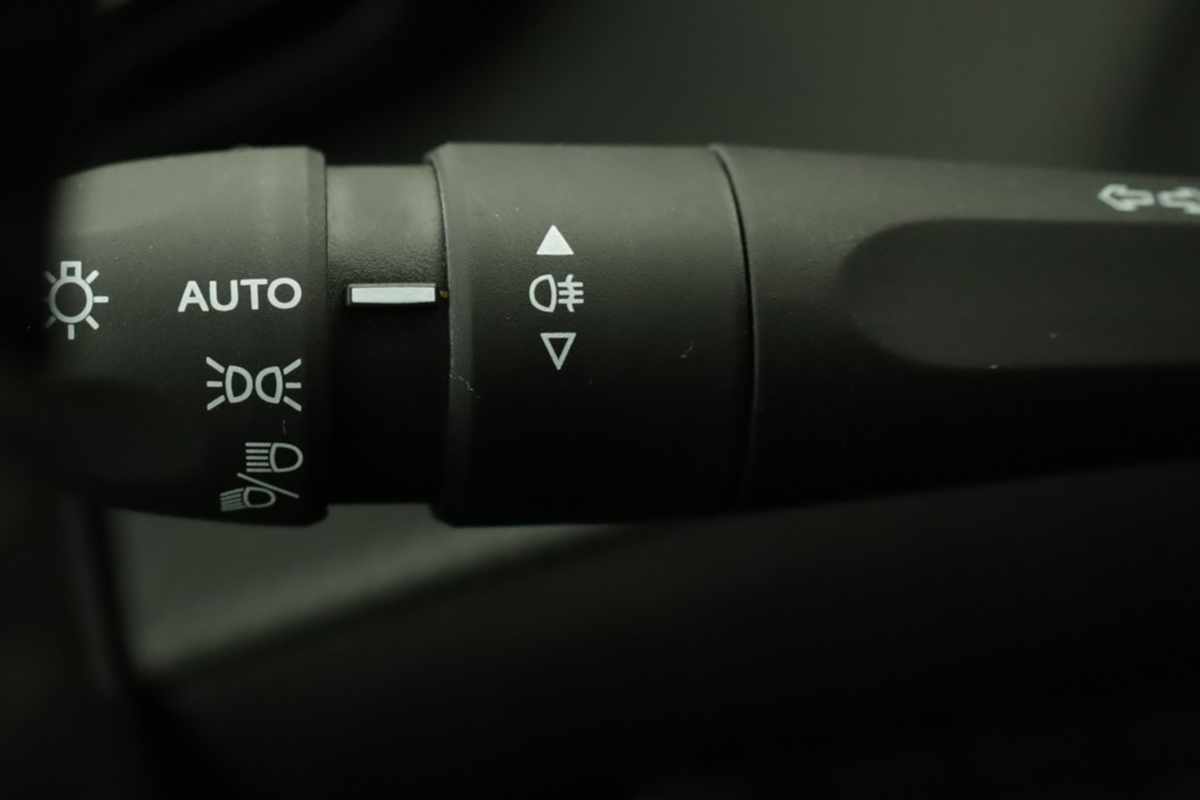 peugeot-e-208-2025-eletrico-0cc