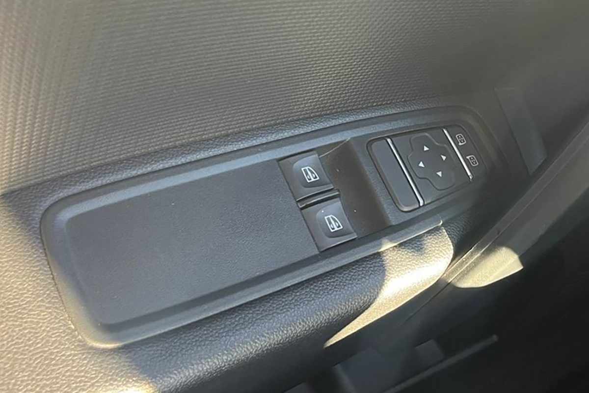 renault-kangoo-2025-diesel-1461cc