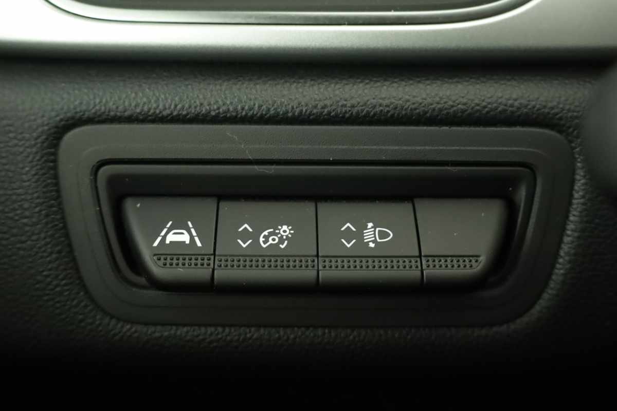 renault-captur-2023-gpl-999cc