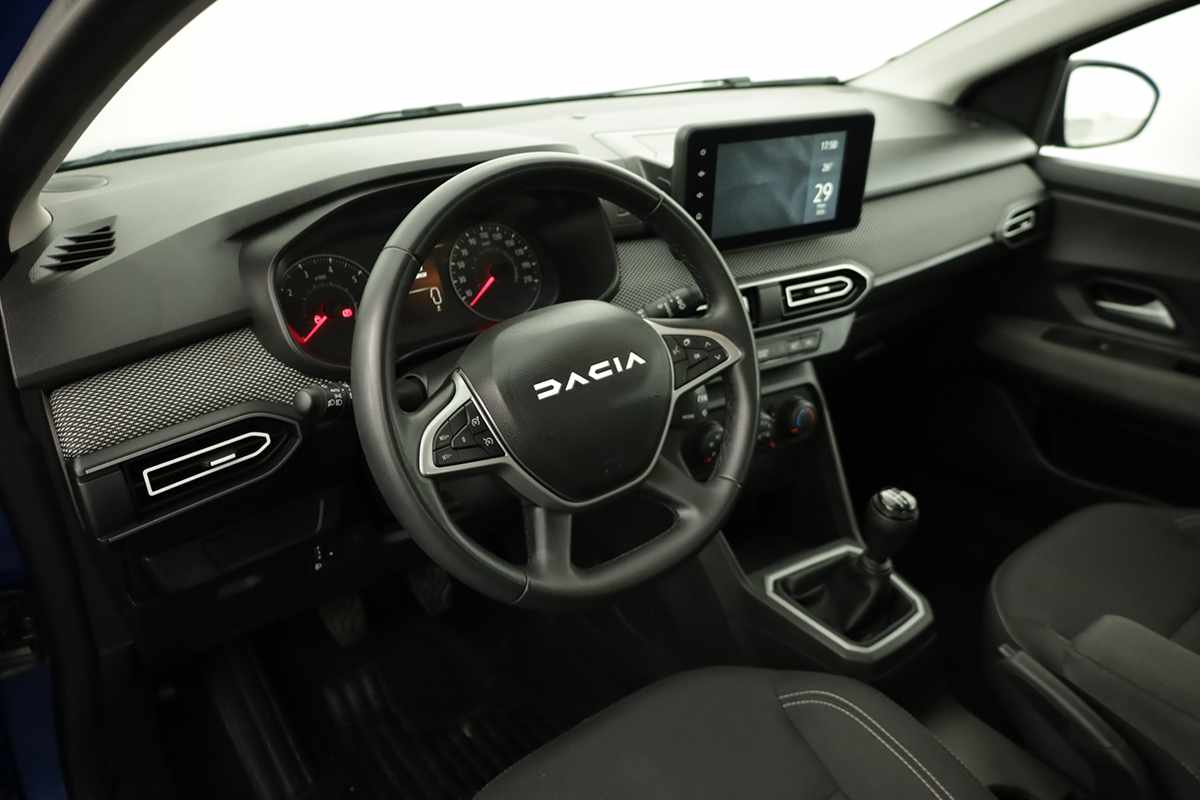 dacia-sandero-2024-gasolina-999cc