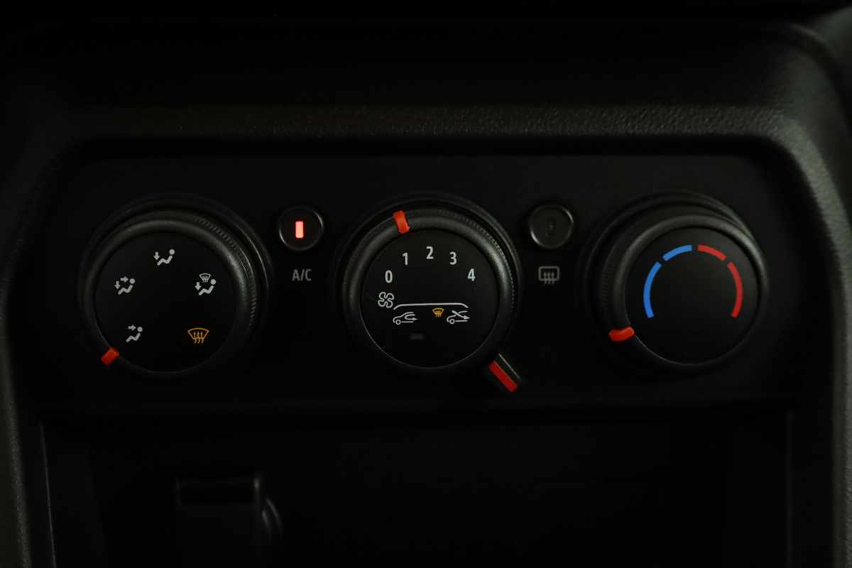 dacia-sandero-2024-gasolina-999cc