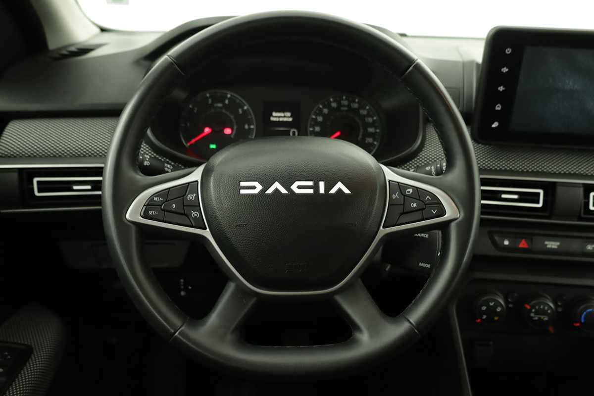 dacia-sandero-2024-gasolina-999cc