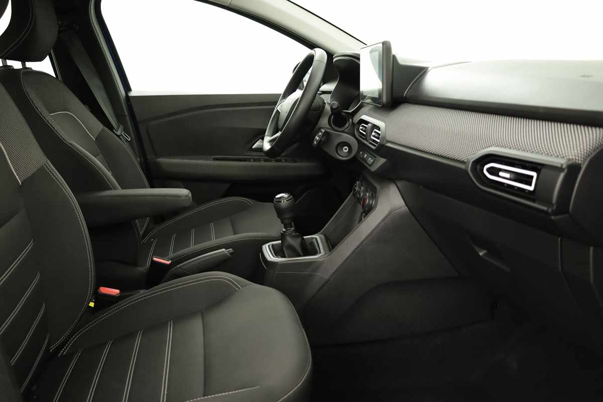 dacia-sandero-2024-gasolina-999cc